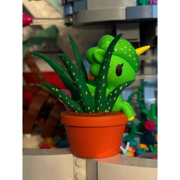 tokidoki Aloe Vera Unicorno from Botanical Unicorno Series - Picture 2 of 5